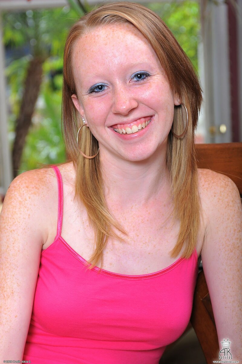 Ника, 23 года, 1 размер груди